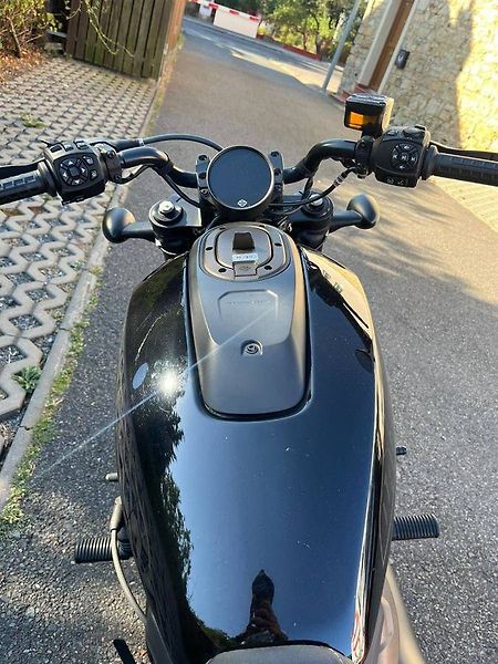 Harley-Davidson (2022) RH 1250S Sportster S - fotka 9 z 12