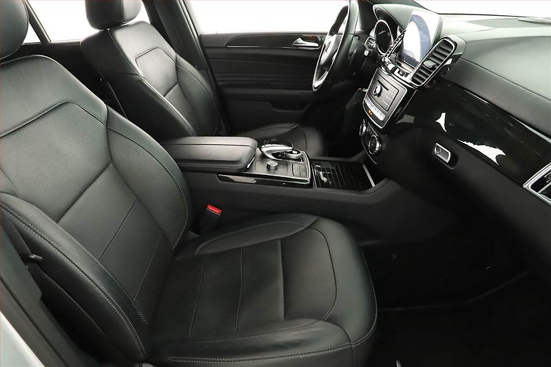 Mercedes-Benz GLE (2020) 350 d 4MATIC, ČR, AMG line - fotka 7 z 19