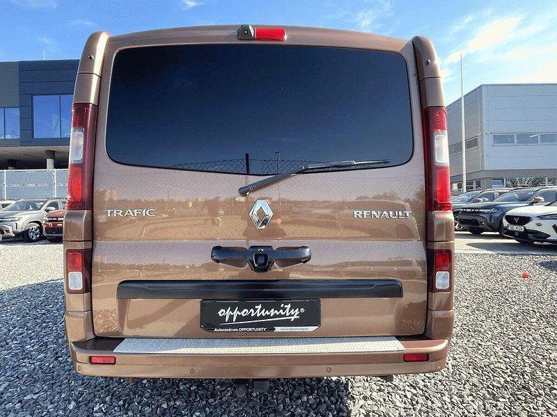 Renault Trafic (2018) 1.6 dCi,SpaceClass,7Míst,107kW - fotka 4 z 47