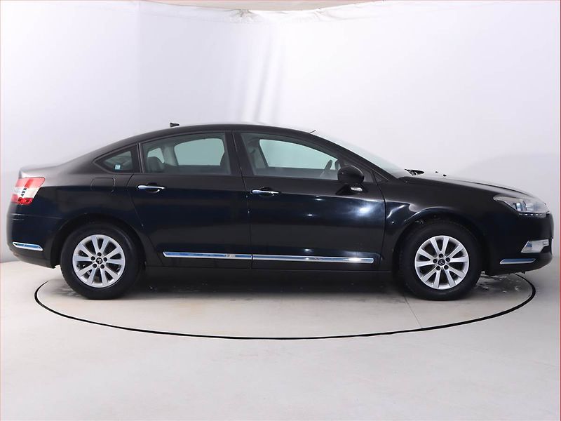 Citroën C5 (2014) 1.6 HDi, Serv.kniha, Navi - fotka 6 z 19