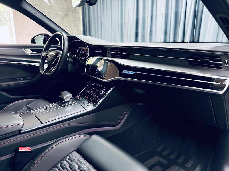 Audi RS 6 (2020) RS6 Avant TFSI 441 kW Quattro  - fotka 45 z 49