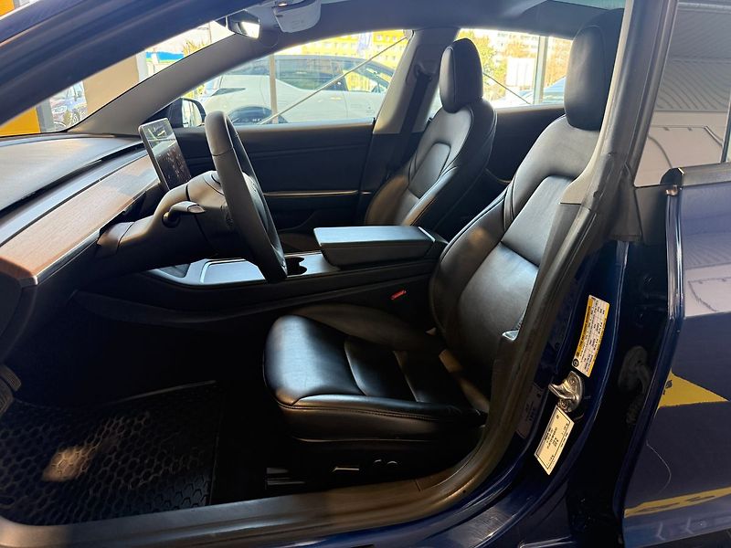 Tesla Model 3 LR, Tažné, Tepelné čerpadlo, 1 - fotka 13 z 20