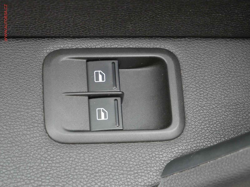 Škoda Yeti (2015) 1.2 TSi, ČR, Ambition, navi - fotka 11 z 18