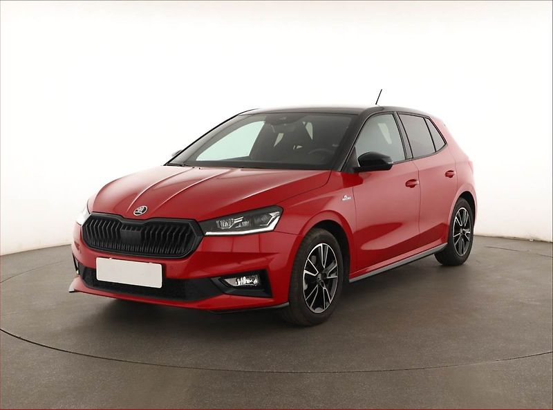 Škoda Fabia (2025) 1.0 TSI, MONTE CARLO, AUTOMAT - fotka 2 z 20