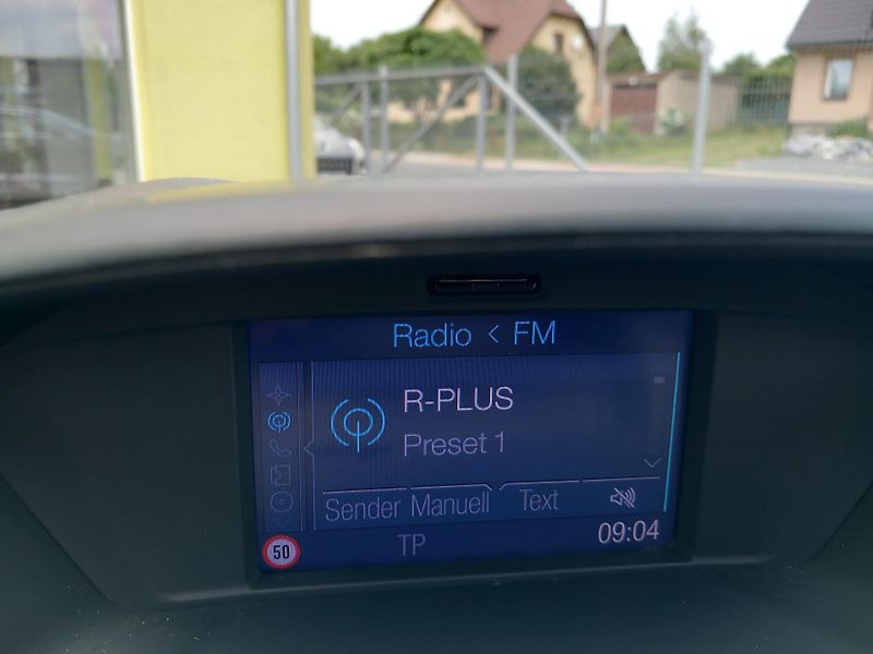 Ford C-MAX (2013) 1,6i NAVI VYHŘ.SED,BEZ KOROZE! - fotka 25 z 46