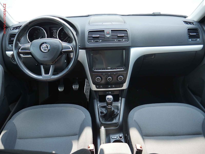 Škoda Yeti (2015) 2.0TDi 4x4, ČR, Outdoor, TZ - fotka 8 z 13