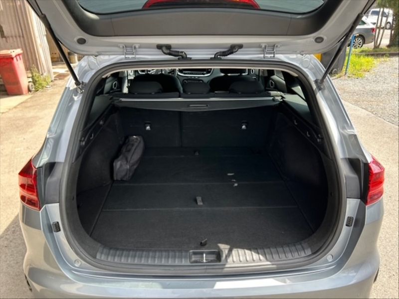 Kia Ceed 1,5 T-GDI 118 Top - fotka 6 z 11