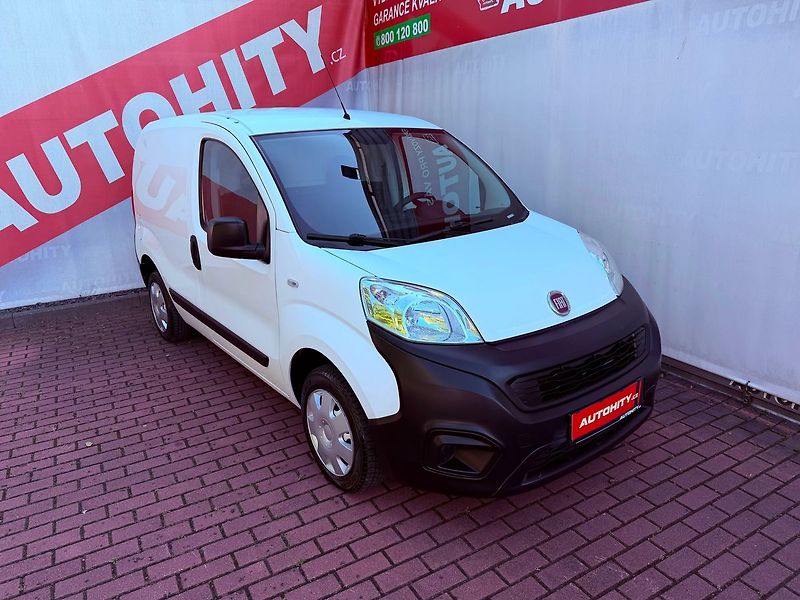 Fiat Fiorino 1.4 LPG, Klimatizace - fotka 3 z 19
