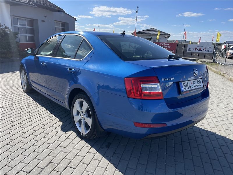 Škoda Octavia 1,8 TSi 132kw DSG Style Xenon - fotka 3 z 35