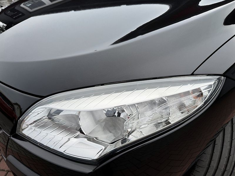 Renault Mégane (2011) 1.4TCe Navi Digi Klima - fotka 32 z 45