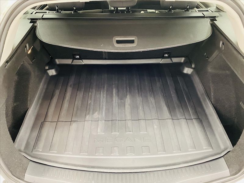 Renault Mégane 1,3 i 75Kw po servise - fotka 21 z 25