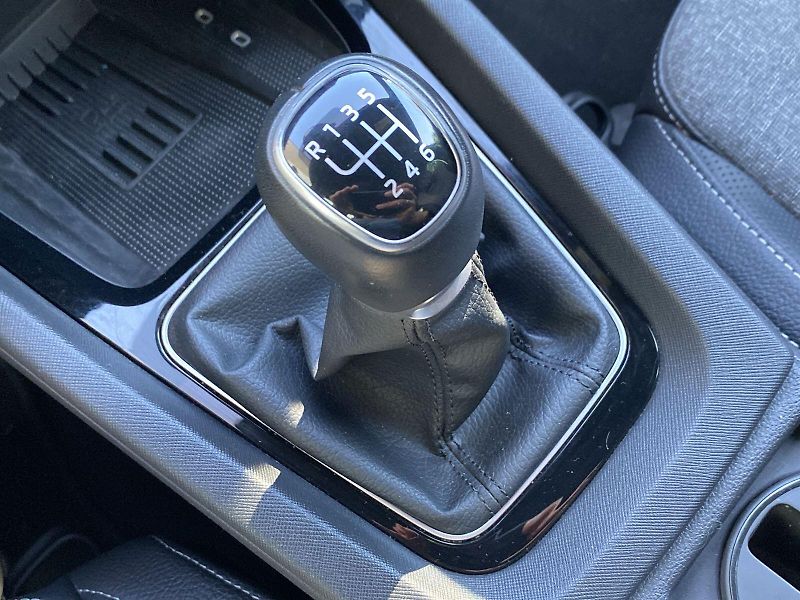 Škoda Octavia (2025) Combi 1.5 TSI SportLine - fotka 17 z 36