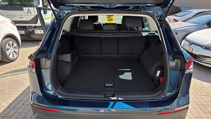 Volkswagen Tayron (2025) 1.5 eTSI 110 kW DSG7 zár.5let - fotka 11 z 36