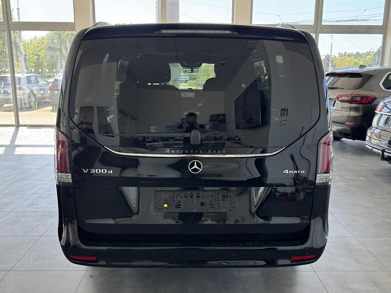 Mercedes-Benz Třídy V (2026) V300d 4M L EXCLUSIVE AMG - fotka 6 z 45