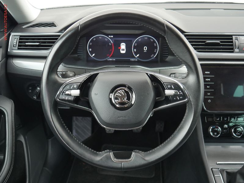 Škoda Superb (2022) 1.5 TSi, Style, LED, navi - fotka 11 z 29