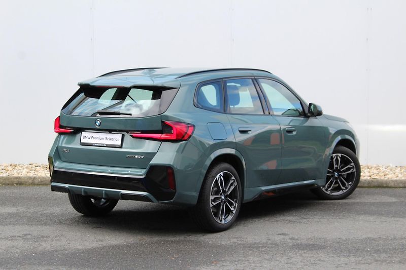 BMW X1 xDrive20d - fotka 2 z 25