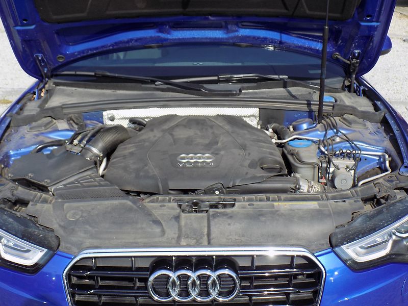 Audi A5 3,0 TDI 150KW NEZÁVISLÉ TOPENÍ - fotka 34 z 38