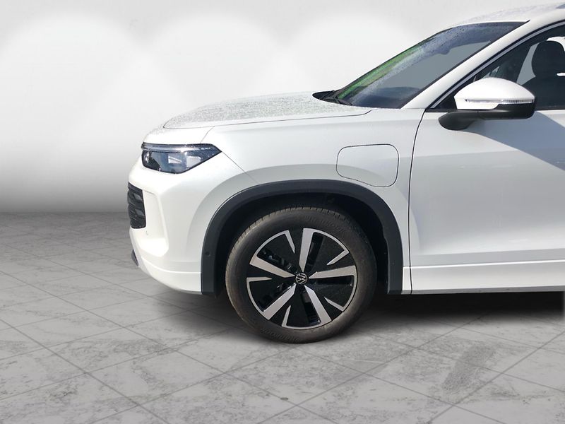 Volkswagen Tayron 1,5 TSI 150kW eHybrid People - fotka 10 z 30