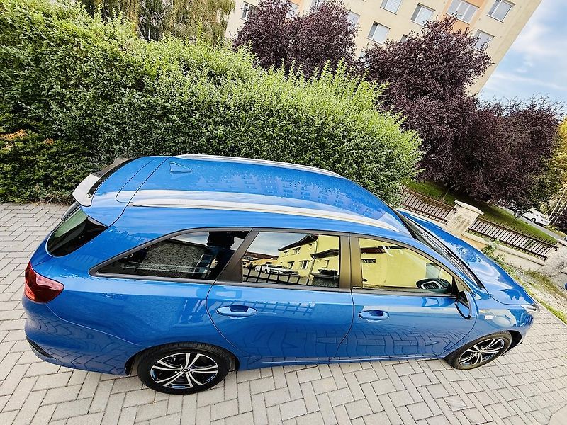 Kia Ceed (2021) 1.5T-GDi 118kW Koup.ČR 83tkm - fotka 13 z 16