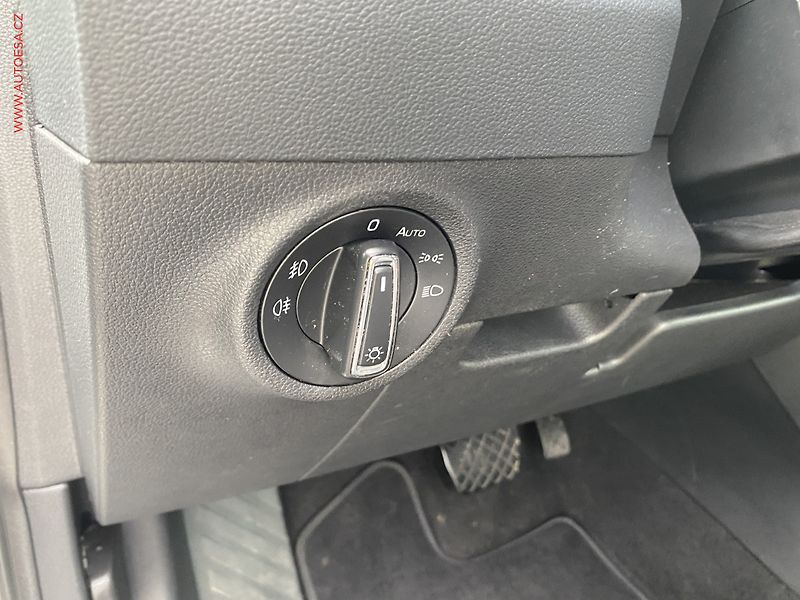 Škoda Karoq (2022) 1.5 TSi, Business, DSG - fotka 15 z 20