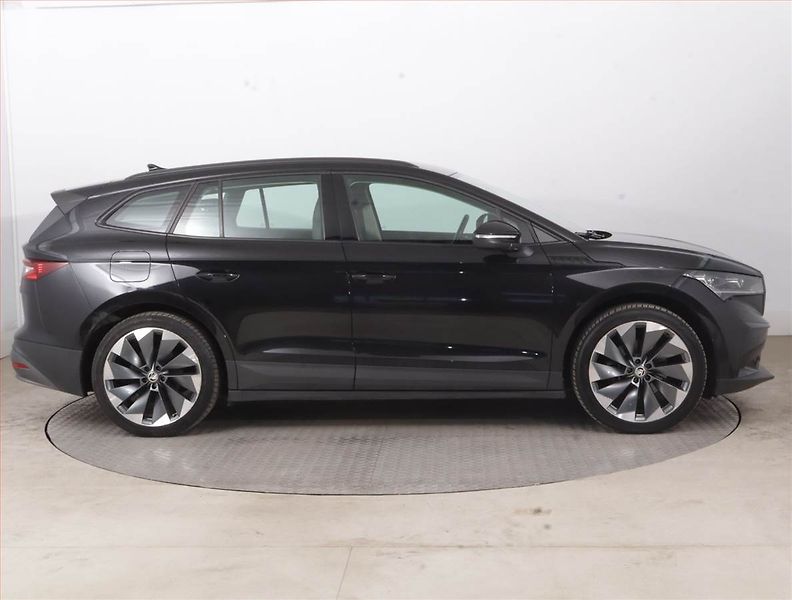 Škoda Enyaq (2021) iV 60 (62 kWh), SoH 92% - fotka 6 z 18