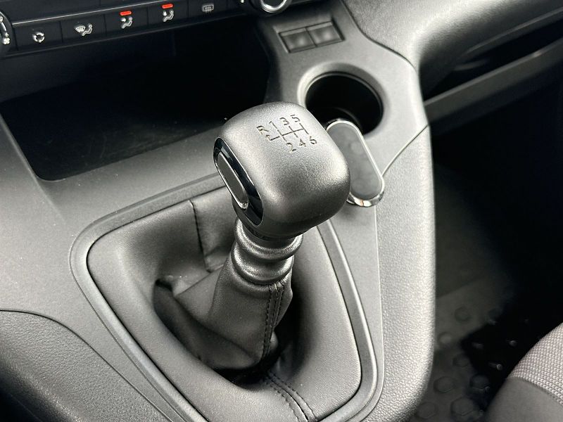 Citroën Berlingo (2022) 1.5 HDI LIVE PACK - fotka 14 z 25