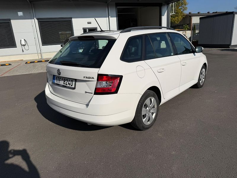 Škoda Fabia - fotka 3 z 14