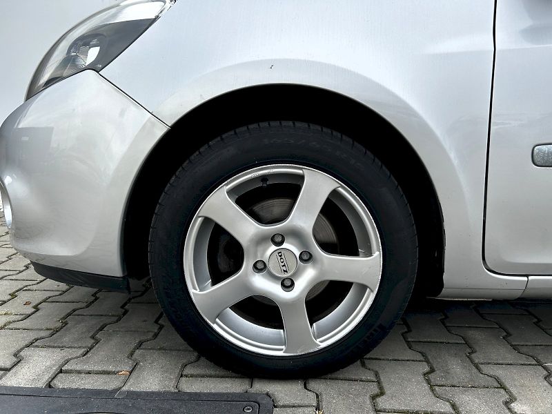 Renault Clio (2011) 1.2 16V 55kW MP5 Authentique - fotka 23 z 26
