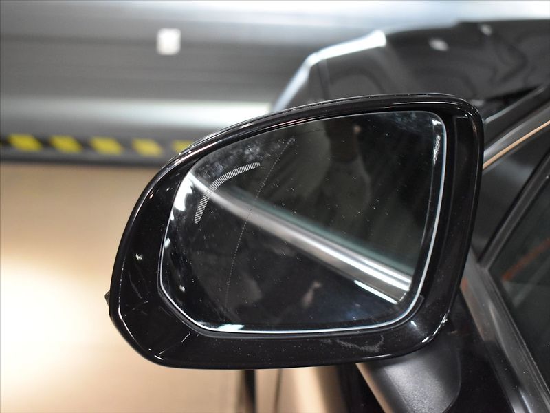 Volvo XC90 2,0 B5 AWD PLUS - fotka 25 z 26