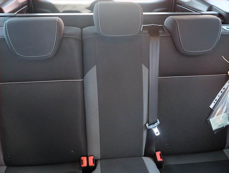 Ford Focus (2013) 1.6 TDCI, nová STK - fotka 10 z 14