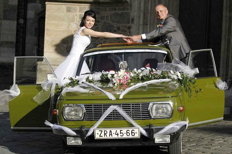 Svatba se konala 13.6.2020 a na auto nám posadili synovce Matyáše.