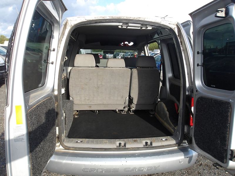 Volkswagen Caddy 1,4i ČR 5 MÍST NOVÉ BRZDY ! - fotka 19 z 26