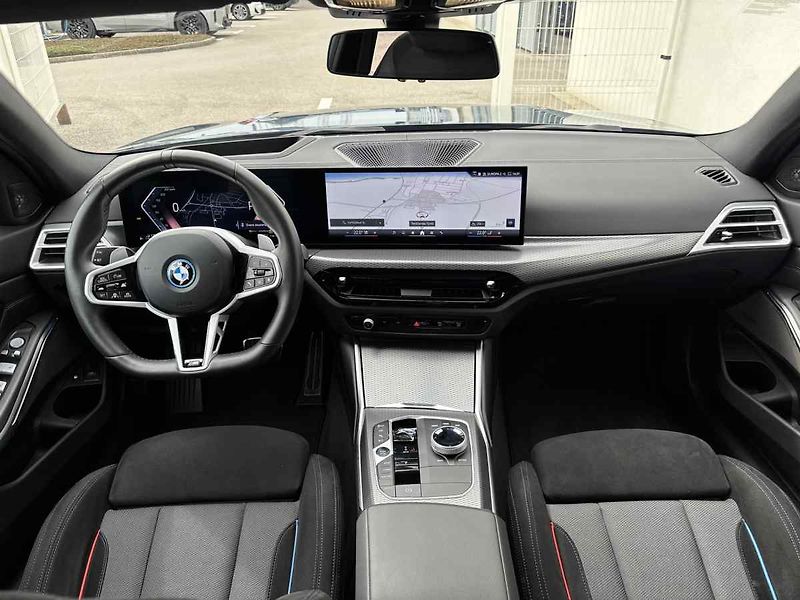BMW Řada 3 - fotka 6 z 10