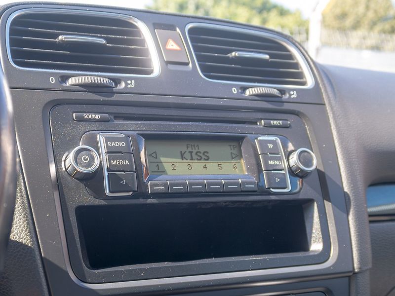 Volkswagen Golf (2009) 1.4i 59KW – PO ROZVODECH - fotka 19 z 44