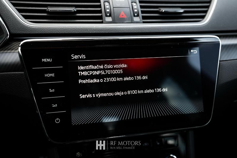 Škoda Superb (2019) Superb SportLine 4x4 200kW - fotka 44 z 45