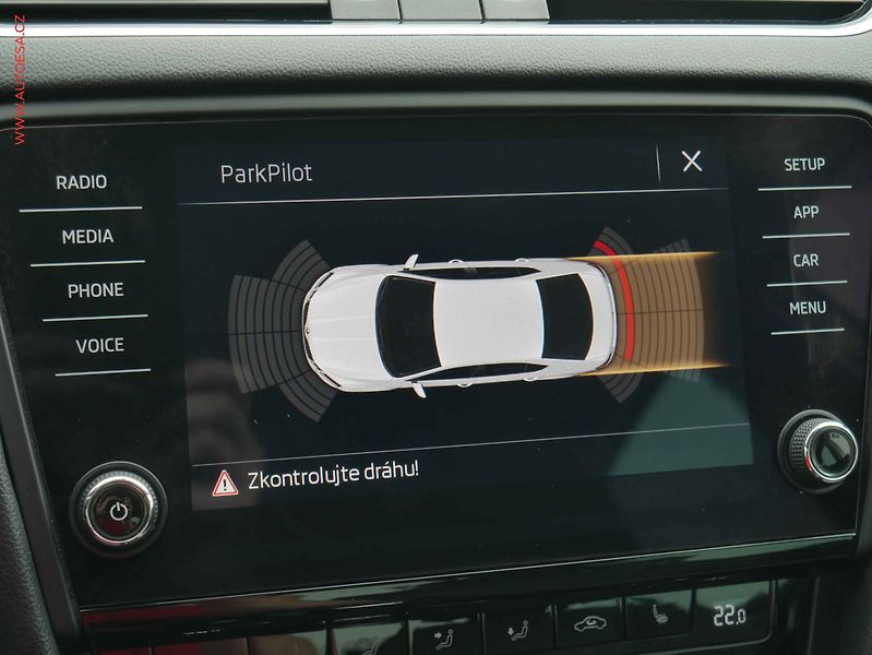 Škoda Octavia (2019) 1.5 TSi, ČR, Style, DSG - fotka 13 z 21
