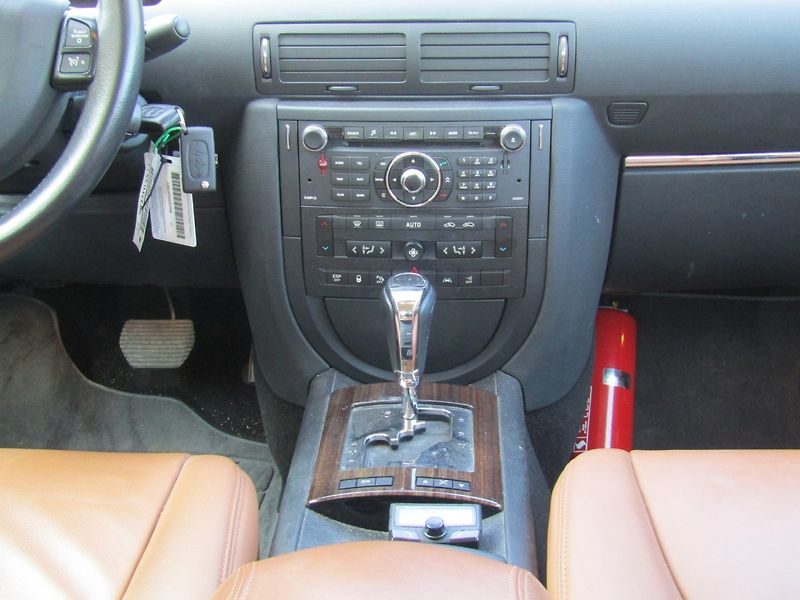 Citroën C6 (2008) 2.7 TDI AUTOMAT 1.MAJITEL - fotka 17 z 38