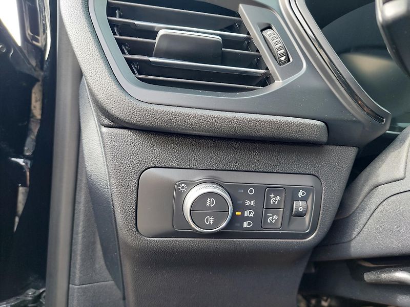 Ford Kuga (2021) III. TDCi ST Line  88kW - fotka 17 z 45