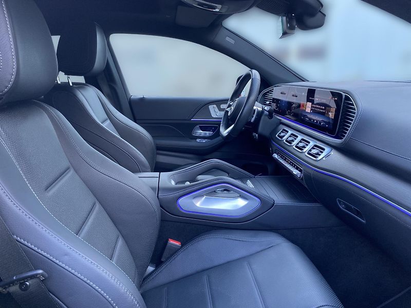 Mercedes-Benz GLE GLE 400e 4MATIC kupé AMG - fotka 22 z 28