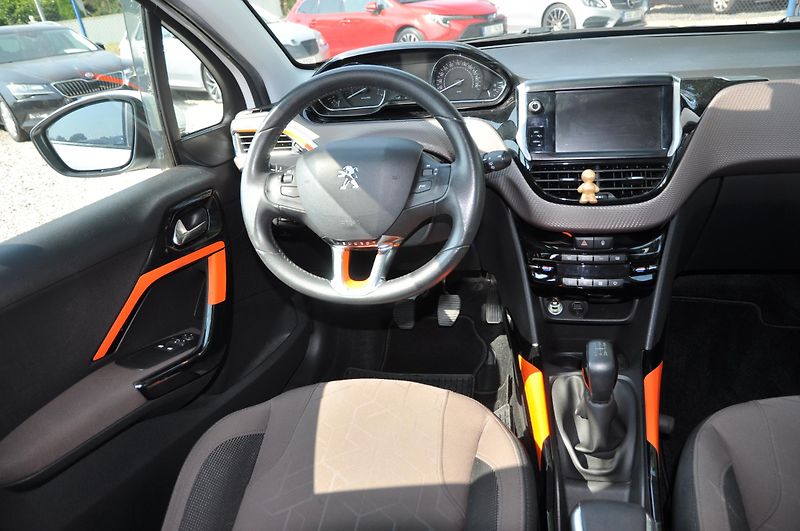 Peugeot 2008 1.6VTi 88kW - fotka 5 z 18