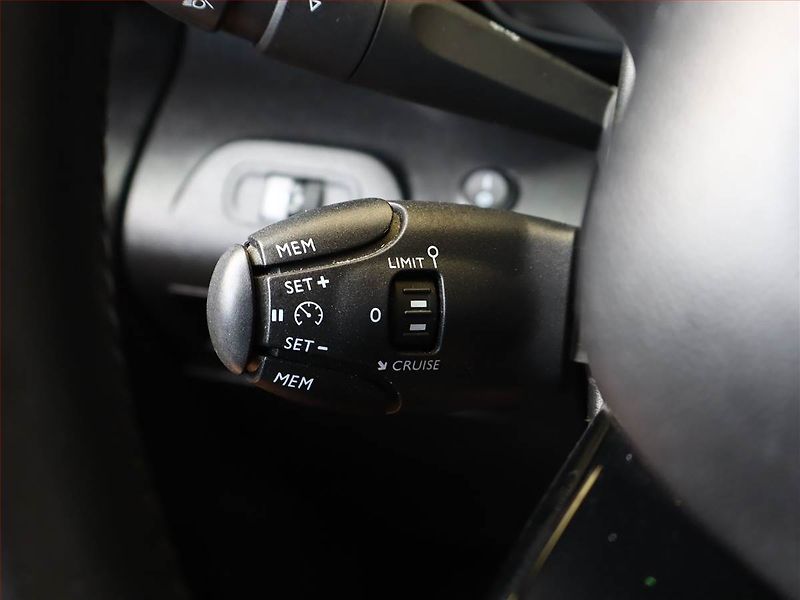 Citroën Berlingo (2020) Feel 1.5 BlueHDi, 5Míst, ČR - fotka 15 z 15