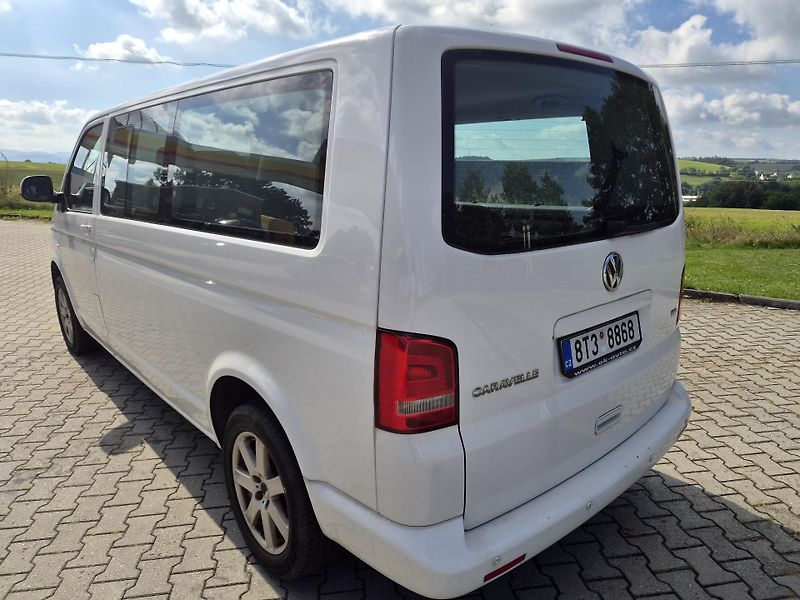Volkswagen Caravelle 2,0 TDI - fotka 4 z 10