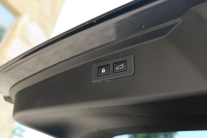 Subaru Outback 2.5i 4WD Comfort Skladem - fotka 33 z 34