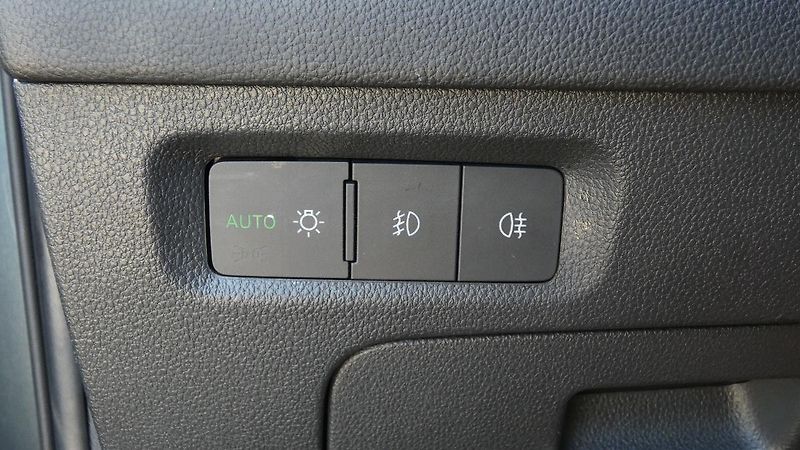 Škoda Octavia 2,0 TDI 85kW Style Combi - fotka 10 z 22