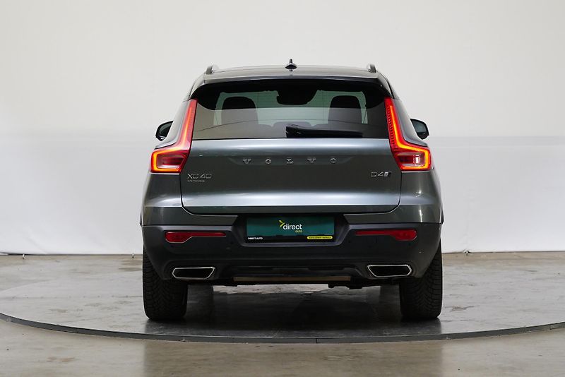 Volvo XC40 - fotka 6 z 27