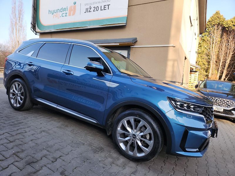 Kia Sorento (2021) LUXURY-7mist-ZÁRUKA-4*4 - fotka 5 z 45