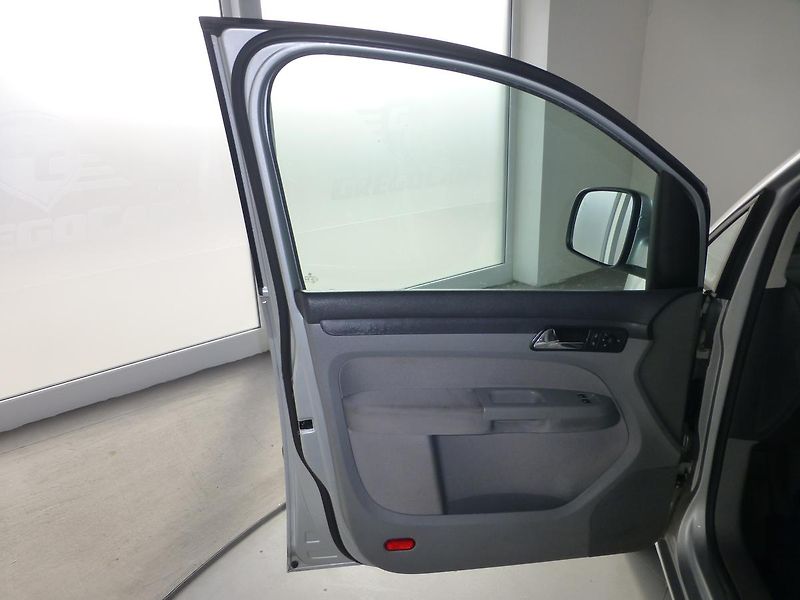 Volkswagen Caddy (2007) 1,4I**KLIMATIZACE**5 MÍST - fotka 10 z 22
