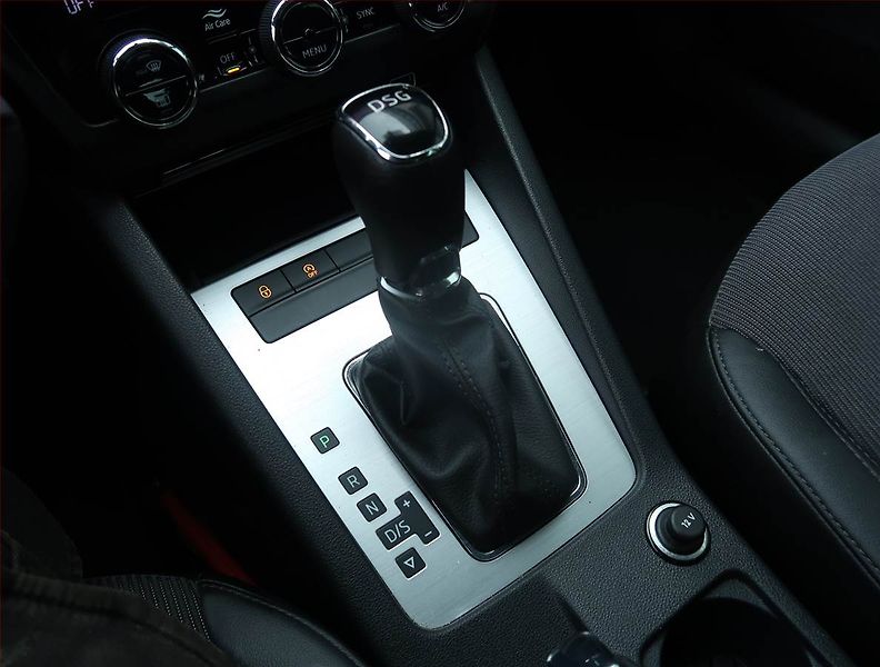 Škoda Octavia (2020) 1.5 TSI, Automat, Kůže, Navi - fotka 13 z 21