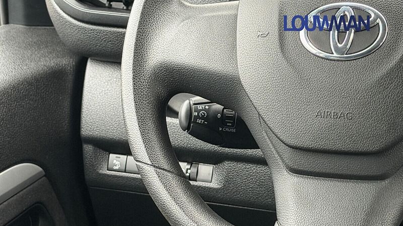 Toyota ProAce 2.0D 6M L2 CREW CAB - fotka 10 z 19
