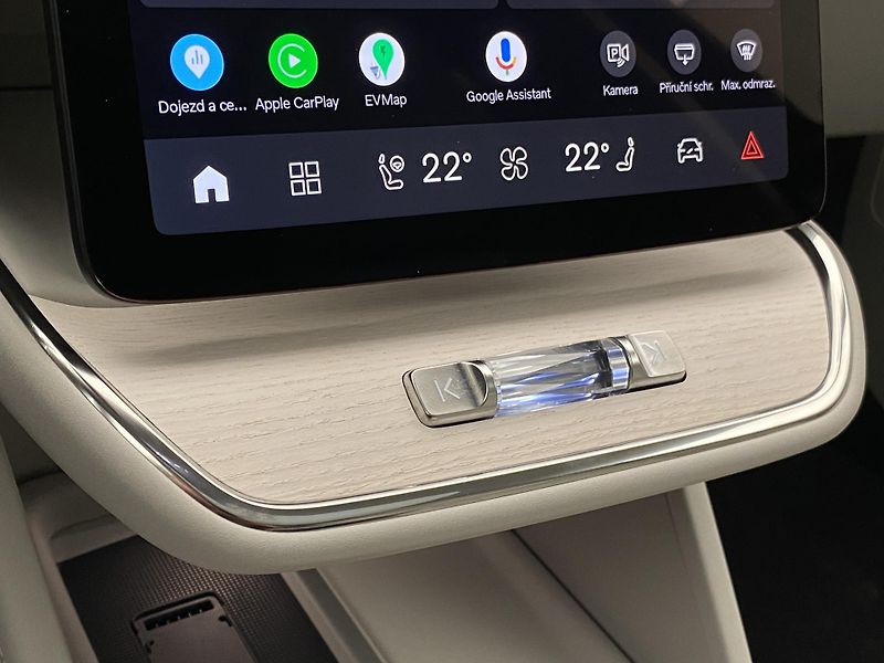 Volvo ES90 (2026) PURE ELECTRIC ULTRA - fotka 36 z 79